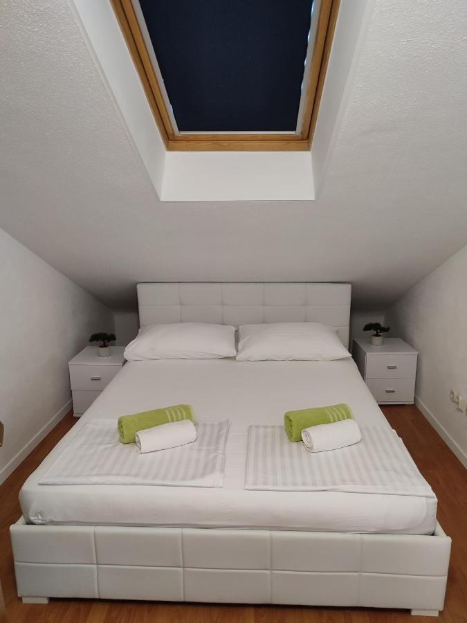 Top Floor Apartment With Sea View Kaštela Exteriér fotografie