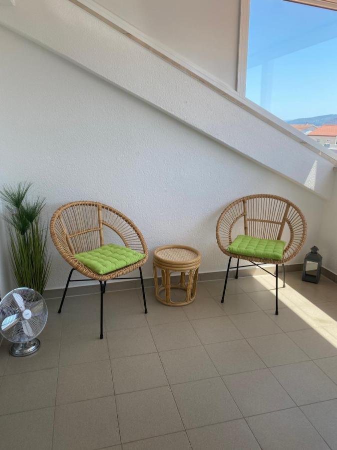 Top Floor Apartment With Sea View Kaštela Exteriér fotografie